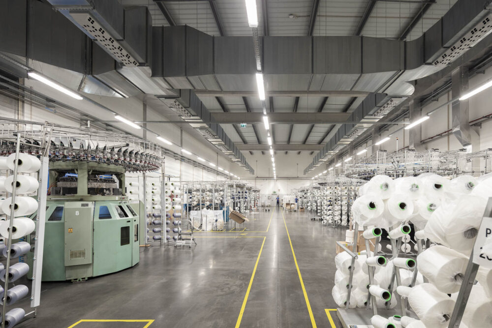 Edificio Industrial Duvalli ,arquitectura 3.14 arquitectos e fot