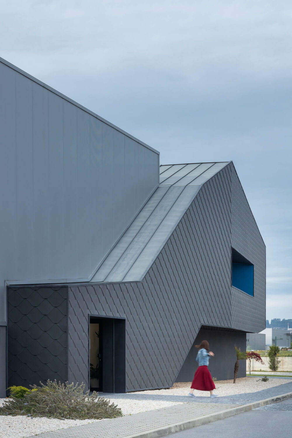 Edificio Industrial Duvalli ,arquitectura 3.14 arquitectos e fot